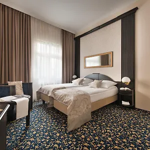 https://esprit-prague.praguehotelsweb.com