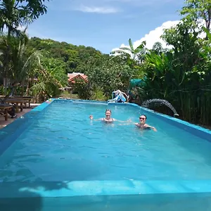 https://lanta-dareen-garden-home.koh-lantahotels.net